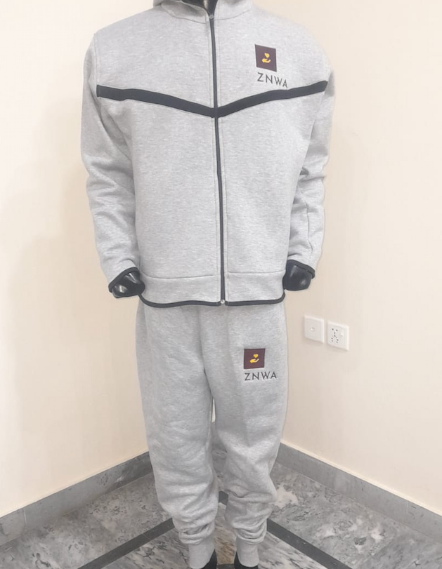 Tuta ZNWA Premium con Cappuccio e Zip Frontale – 85% Cotone, 15% Poliestere Fleece