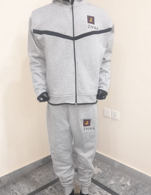 Tuta ZNWA Premium con Cappuccio e Zip Frontale – 85% Cotone, 15% Poliestere Fleece